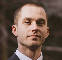 Portret eksperta ds. handlu i analityka rynku kryptowalut Thomasa Whitfielda